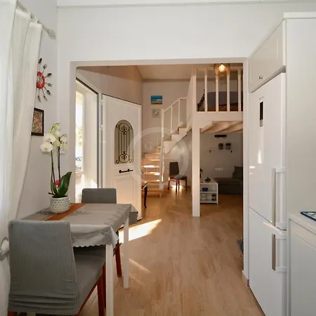 Ava Apartment Ermioni
