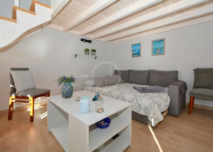 Ava Apartamento Ermioni